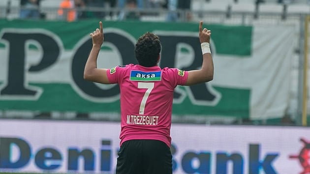 Kasmpaa Trezeguet'yi kesinlikle satmayacak