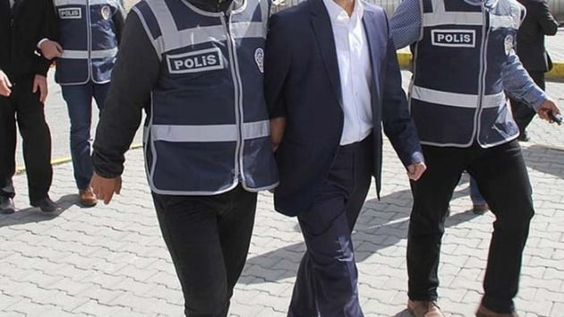 Balıkesir'de FETÖ'den 3 kişi tutuklandı  