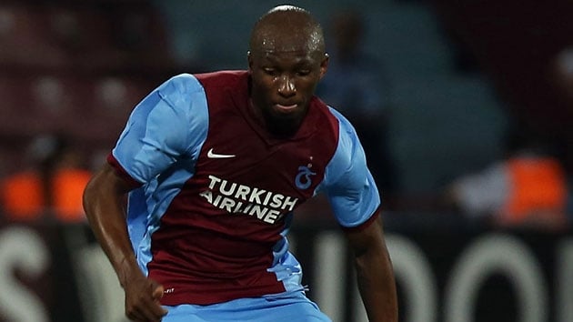  Stephane Mbia Trabzonspor'a geri dnyor