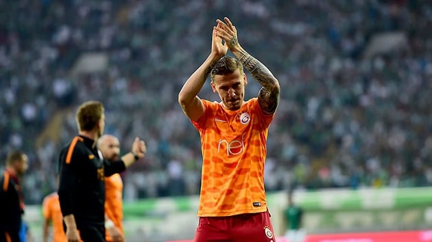 Galatasaray ile Serdar Aziz'in yollar ayrld
