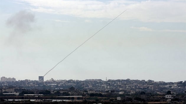 srail, Gazze'de Hamas'a ait bir noktaya hava saldrs dzenledi