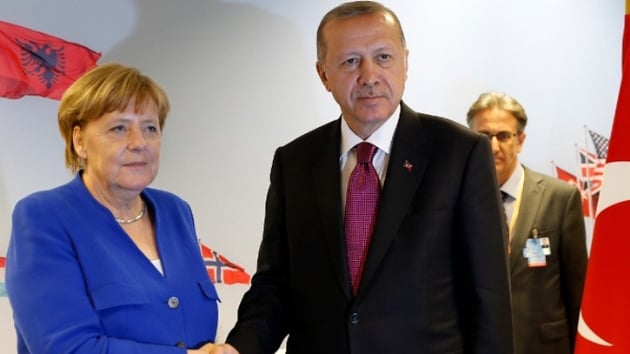 Bakan Erdoan ve Merkel telefonda grt