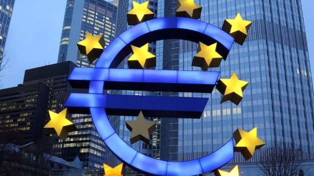 Avrupada piyasalar seneyi kark kapad