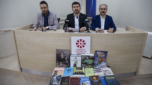Trkiye Yazarlar Birlii (TYB) ''Yln Yazar, Fikir Adam ve Sanatlar'' dlleri sahipleri belli oldu