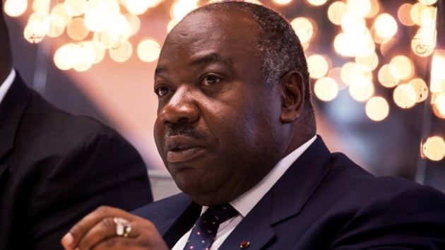 Gabon Cumhurbakan Bongo aylar sonra kameralar karsna geti