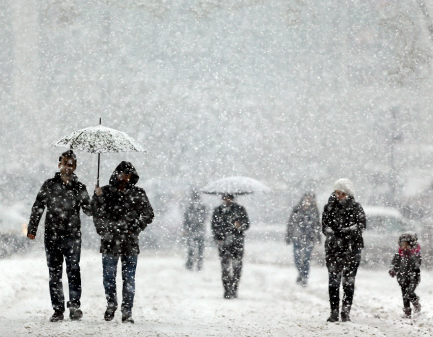 Yar�n Hangi illerde okullar tatil son dakika Valilik a��klamalar� 4 Ocak Kar tatili olan iller il�eler listesi 