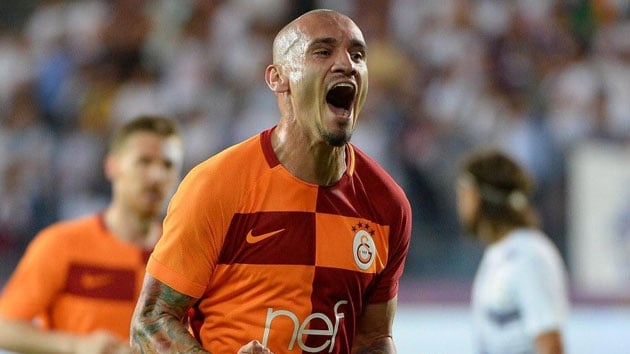 Baakehir Maicon'u renklerine balyor