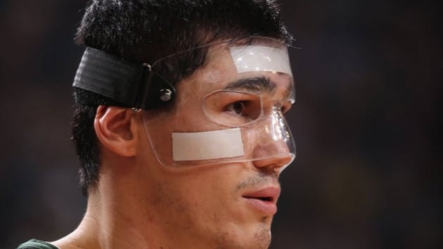 Ersan lyasova'dan 10 say10 ribaunt