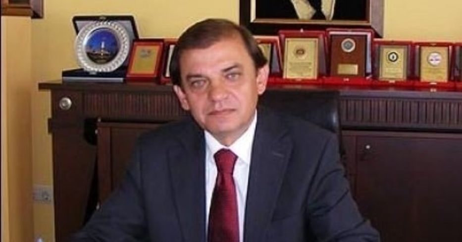 Re�at Gen�t�rk kimdir ka� ya��nda nereli