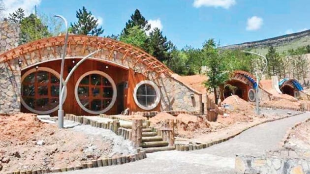 Sivasa 17 Hobbit evi daha