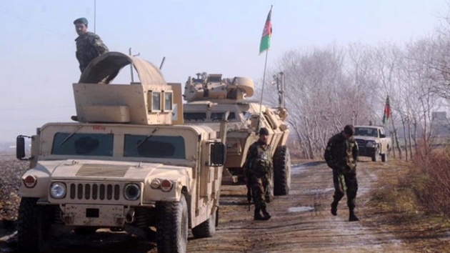 Afganistan'daki atmada 10 korucuyla 11 Taliban militan ld