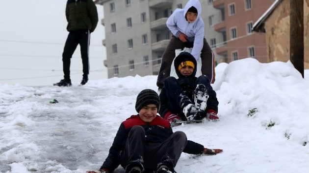 9 Ocak Yozgat yarn okullar tatil mi Valilik MEB Yozgat kar tatili son dakika aklamas 