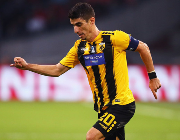 Galatasaray 10 numaray� kom�uda buldu
