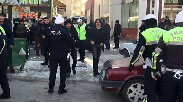 Sivas'ta polis aracna arpp kaan pheliler yakaland 