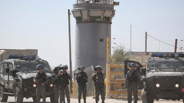srail gleri 100 Filistinli mahkumu yaralad