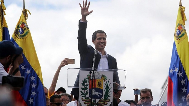 Trump, Guaido'yu Venezuela'nn 'geici bakan' olarak tand