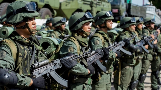 Venezuela ordusundan Juan Guaido'ya destek yok 
