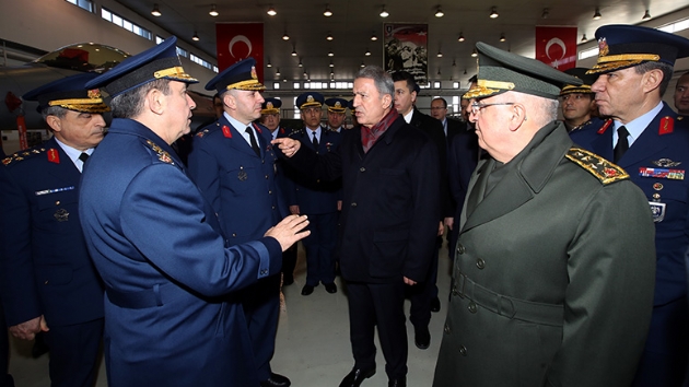#SONDAKKA Milli Savunma Bakan Akar: Trk Silahl Kuvvetleri her trl hazrl yapt