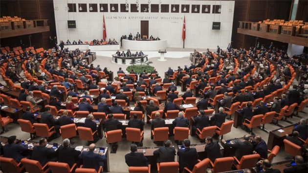 Meclise yeni dokunulmazlk dosyalar sevk edildi