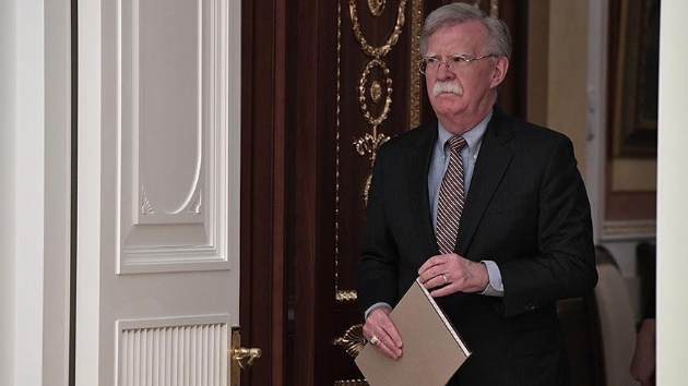 Bolton'dan 'Maduro ile i yapmayn' aklamas