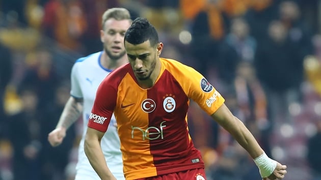 Belhanda'nn 9 milyon euro karlnda Al Hilal'e transfer olduu iddia edildi