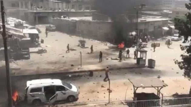 Mnbi'te terr rgt PKK/PYD'lileri tayan araca bombal saldr dzenlendi