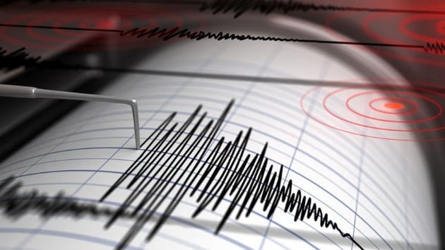 Adana'da pe pee 6 deprem meydana geldi