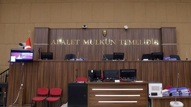 'Sohbet'e katlmayan ailesiyle tehdit etmiler