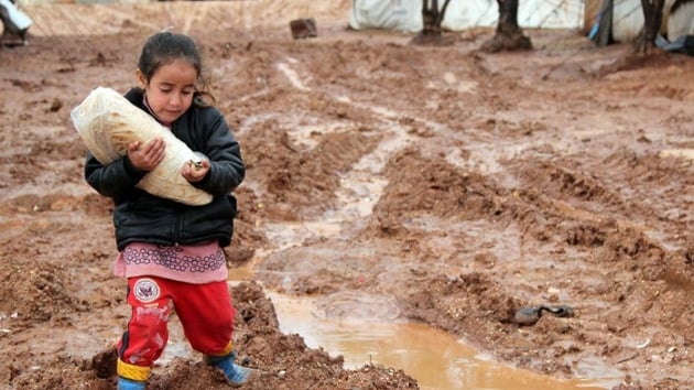 Suriye Heccin'de terr rgt DEA'tan kaan 35 ocuk hipotermiden hayatn kaybetti