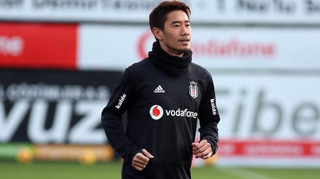 Kagawa, Fenerbahe'nin kapsndan dnm