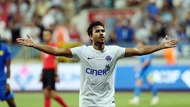 Galatasaray'n Trezeguet srar sryor