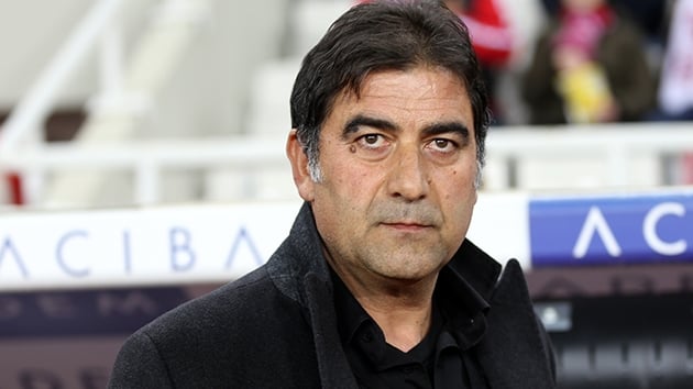 nal Karaman'dan futbolcularna Galatasaray uyars