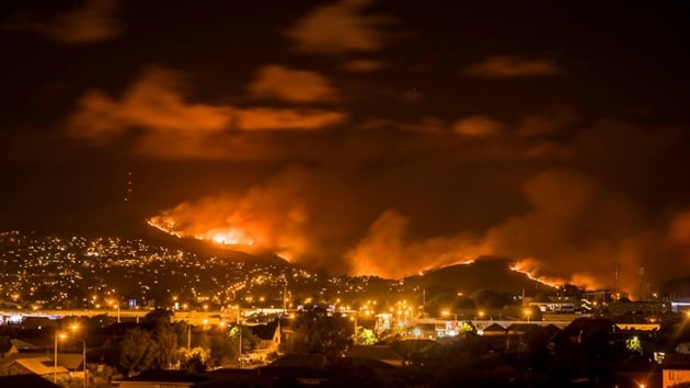 Yeni Zelanda'da orman yangn nedeniyle binlerce kiiyi tahliye  edildi