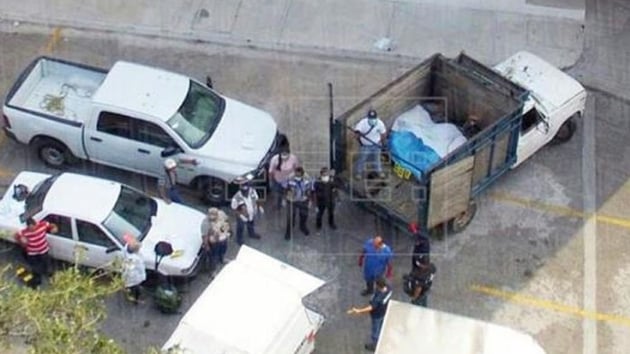 Meksika'da bir kamyonette 5 ceset bulundu