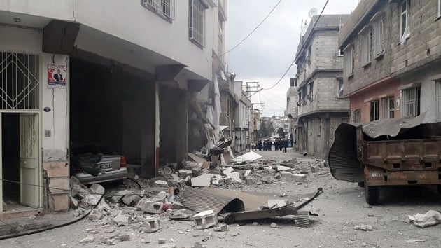Gaziantep'te metan gaz bomba gibi patlad, 4 kii yaraland