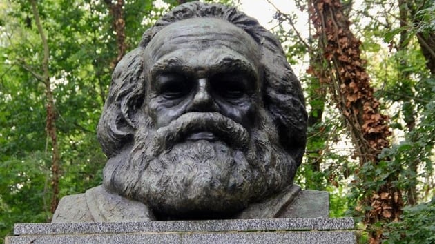 Karl Marx'n mezarna ikinci saldr