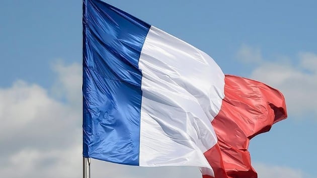 Fransa Adalet Bakan: Suriye'deki Fransz DEA'l terristlerin durumunu inceleyeceiz
