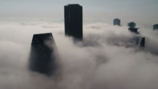 stanbul'da etkili olan sis drone ile havadan grntlendi