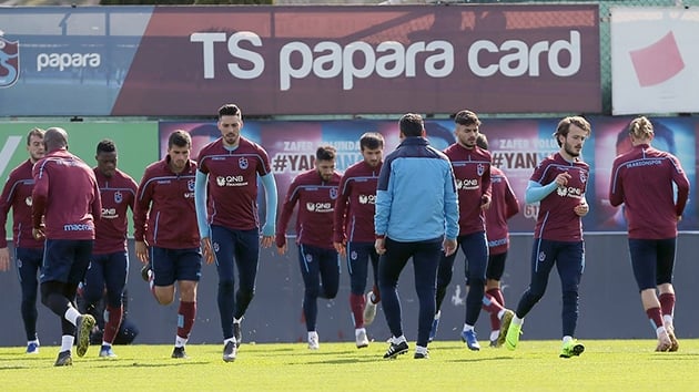 Trabzonspor'da 5 futbolcu altyapya geri gnderildi