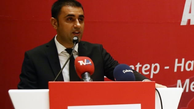 CHP Adana l Bakan Emrah Kozay istifa etti