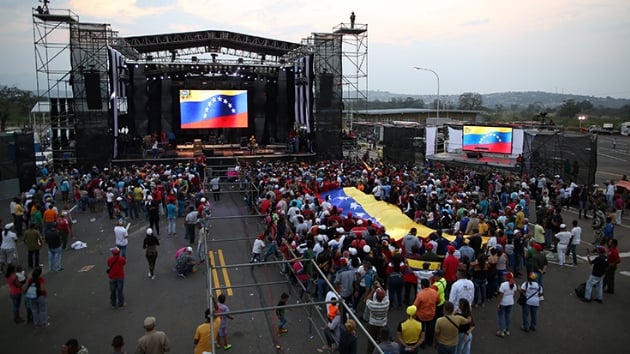 Venezuela Dileri Bakan Arreaza: Venezuela snrndaki konserler ov