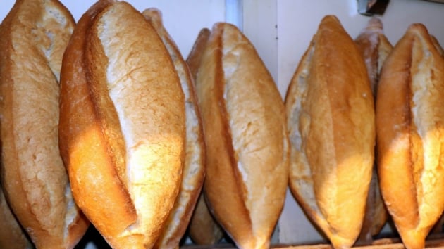 Ekmek reticileri verenleri Sendikas Genel Bakan Cihan Kolivar: Ekmek satnda da poet cretli olsun