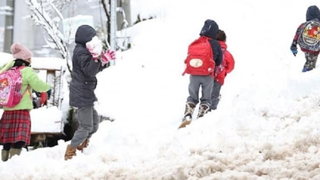 anakkale'de frtna ve kar ya nedeniyle okullar tatil edildi