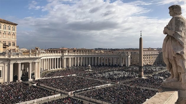 Papa Franciscus: Hibir cinsel istismarn st rtlmemeli ve kmsenmemeli
