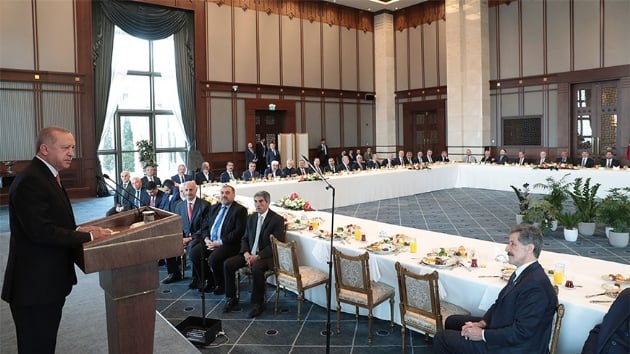 Cumhurbakan Erdoan baz kanaat nderleriyle grt