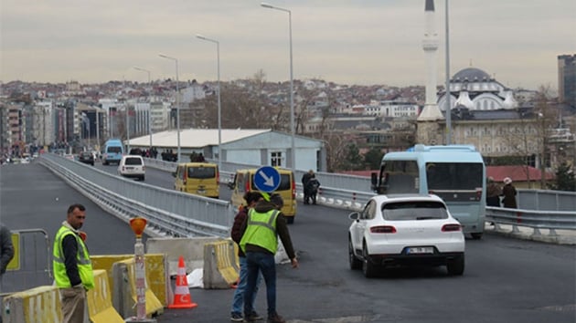  Haydarpaa Kprs'nn bir blm trafie ald 