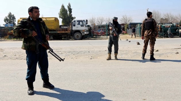 Afganistan'da canl bomba saldrsnda 16 kii hayatn kaybetti