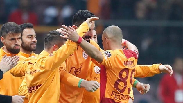 Galatasaray, Antalyaspor'a patlad!
