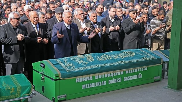 Adana'da karbonmonoksitten zehirlenerek len 5 kiinin cenazesi topraa verildi