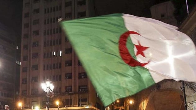 Cezayir Mslman Alimler Cemiyeti: Buteflika'nn ald kararlarn yasal boyutu yok